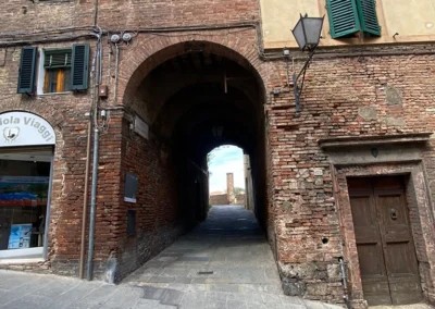 Bild Qualitätskontrolle eines denkmalgeschützten Hauses (Lucca-Italien) 2